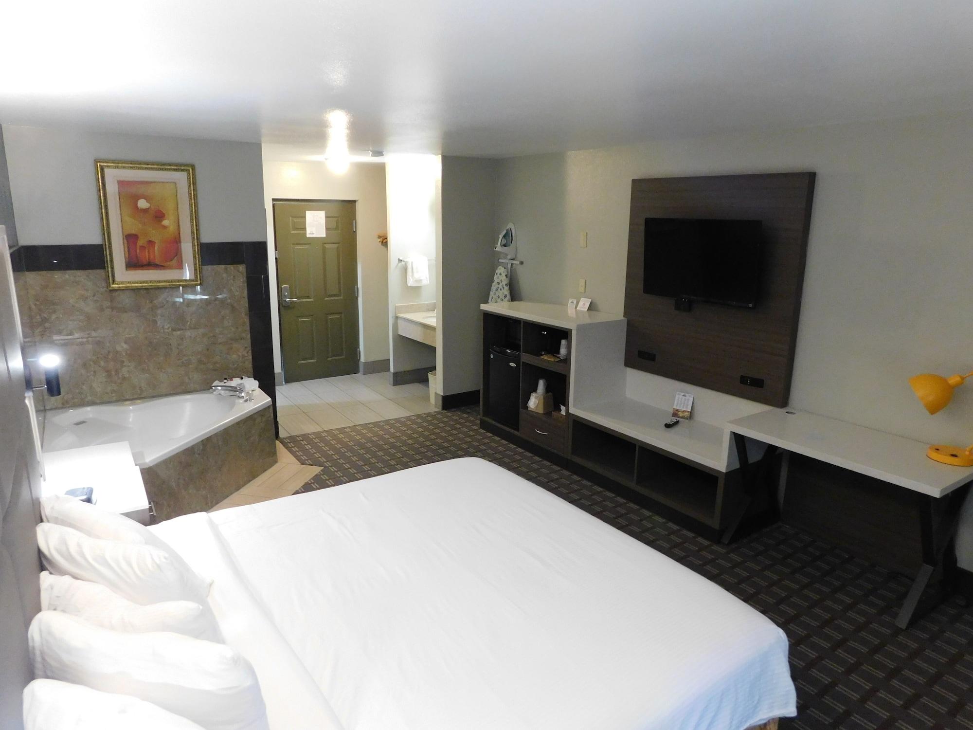 Days Inn & Suites By Wyndham Downtown Gatlinburg Parkway Bagian luar foto