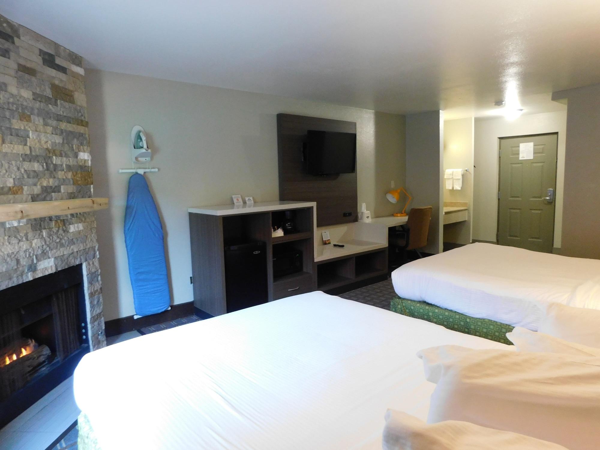 Days Inn & Suites By Wyndham Downtown Gatlinburg Parkway Bagian luar foto