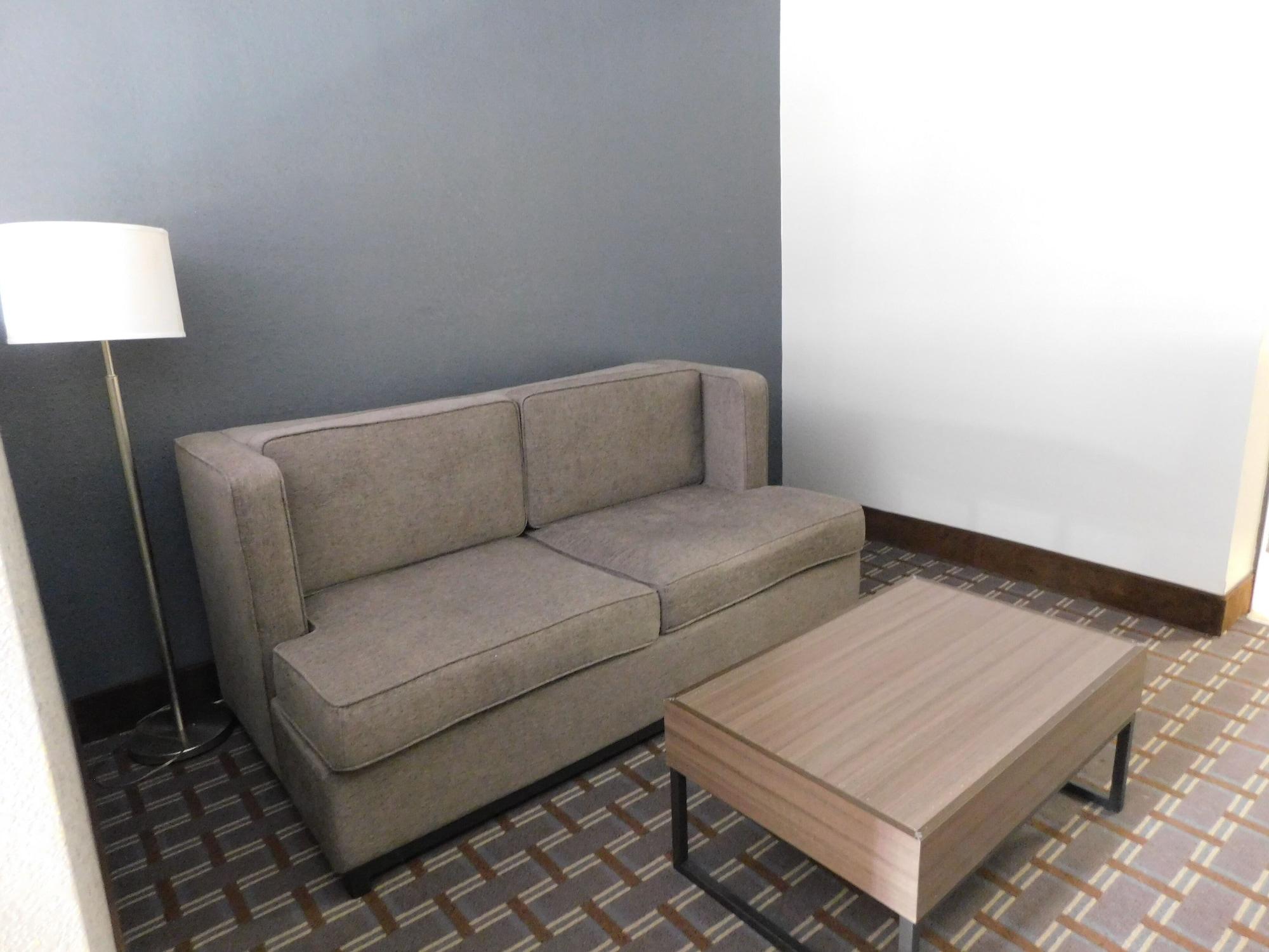 Days Inn & Suites By Wyndham Downtown Gatlinburg Parkway Bagian luar foto