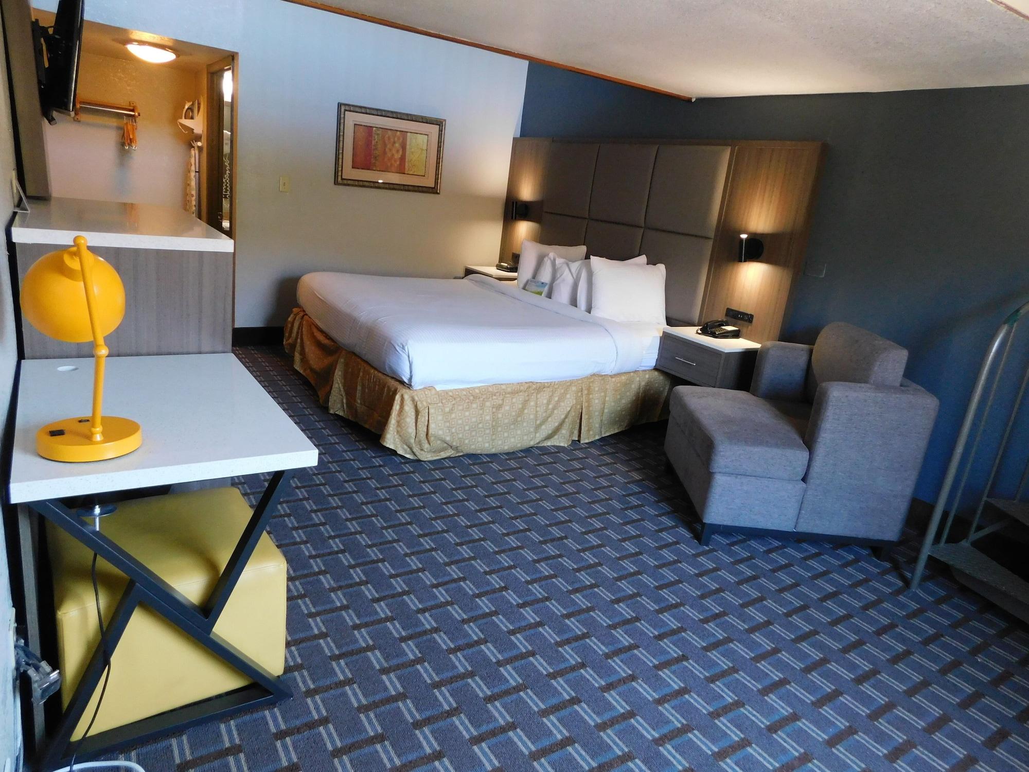 Days Inn & Suites By Wyndham Downtown Gatlinburg Parkway Bagian luar foto