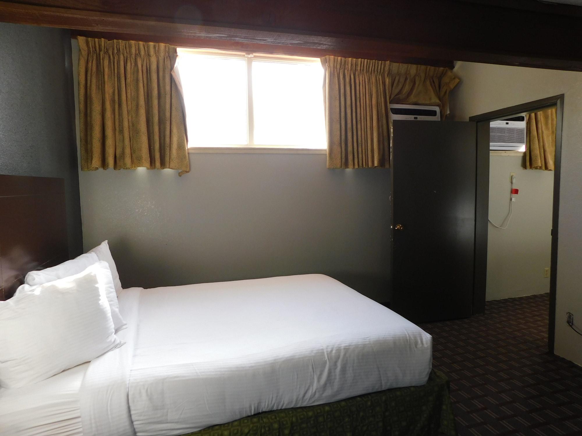 Days Inn & Suites By Wyndham Downtown Gatlinburg Parkway Bagian luar foto