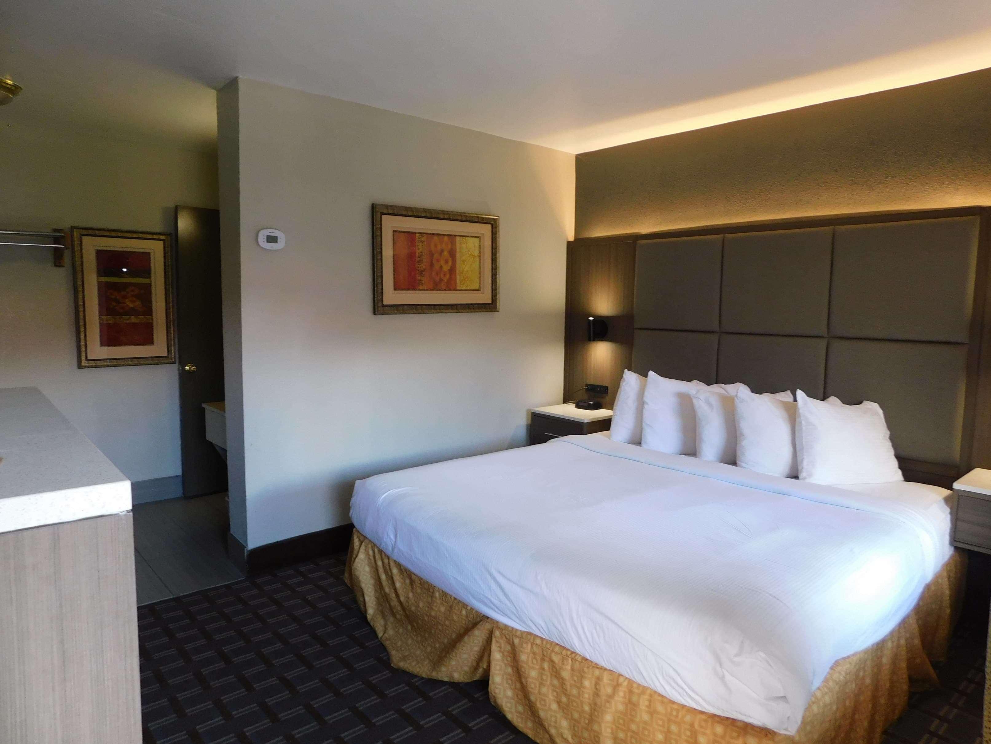 Days Inn & Suites By Wyndham Downtown Gatlinburg Parkway Bagian luar foto